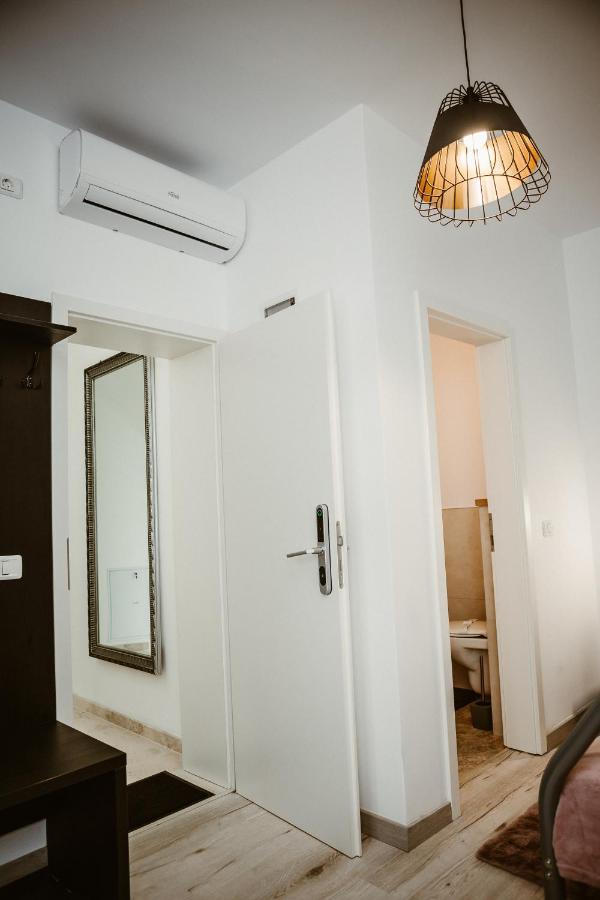 Arini White House Sibiu Exterior foto
