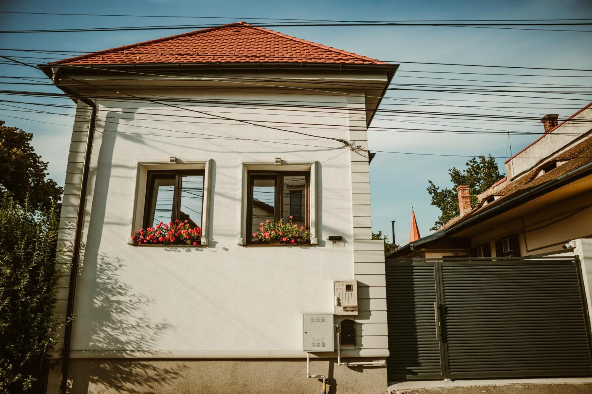 Arini White House Sibiu Exterior foto