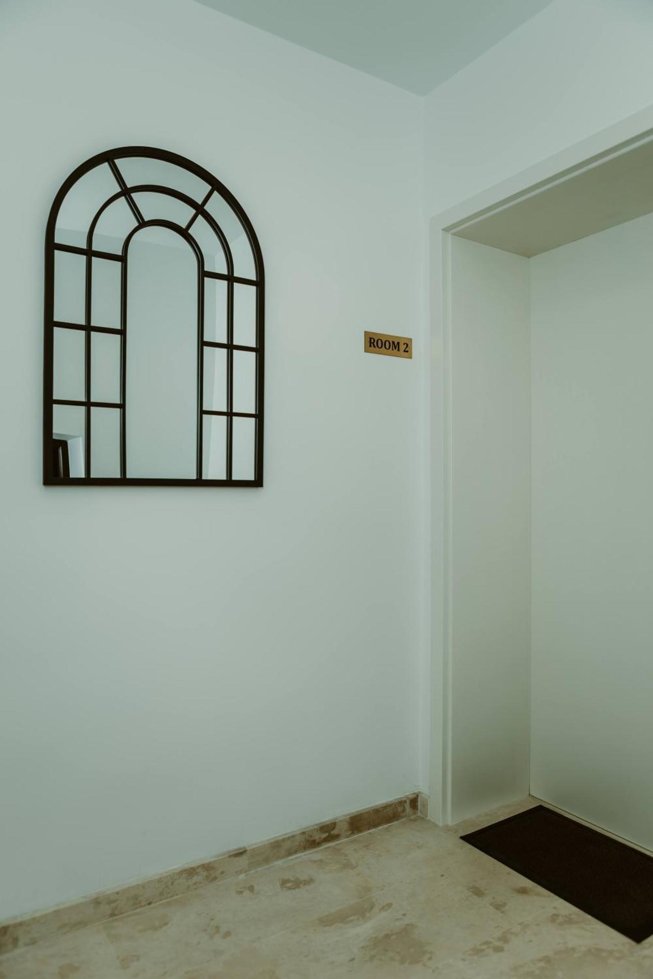 Arini White House Sibiu Exterior foto