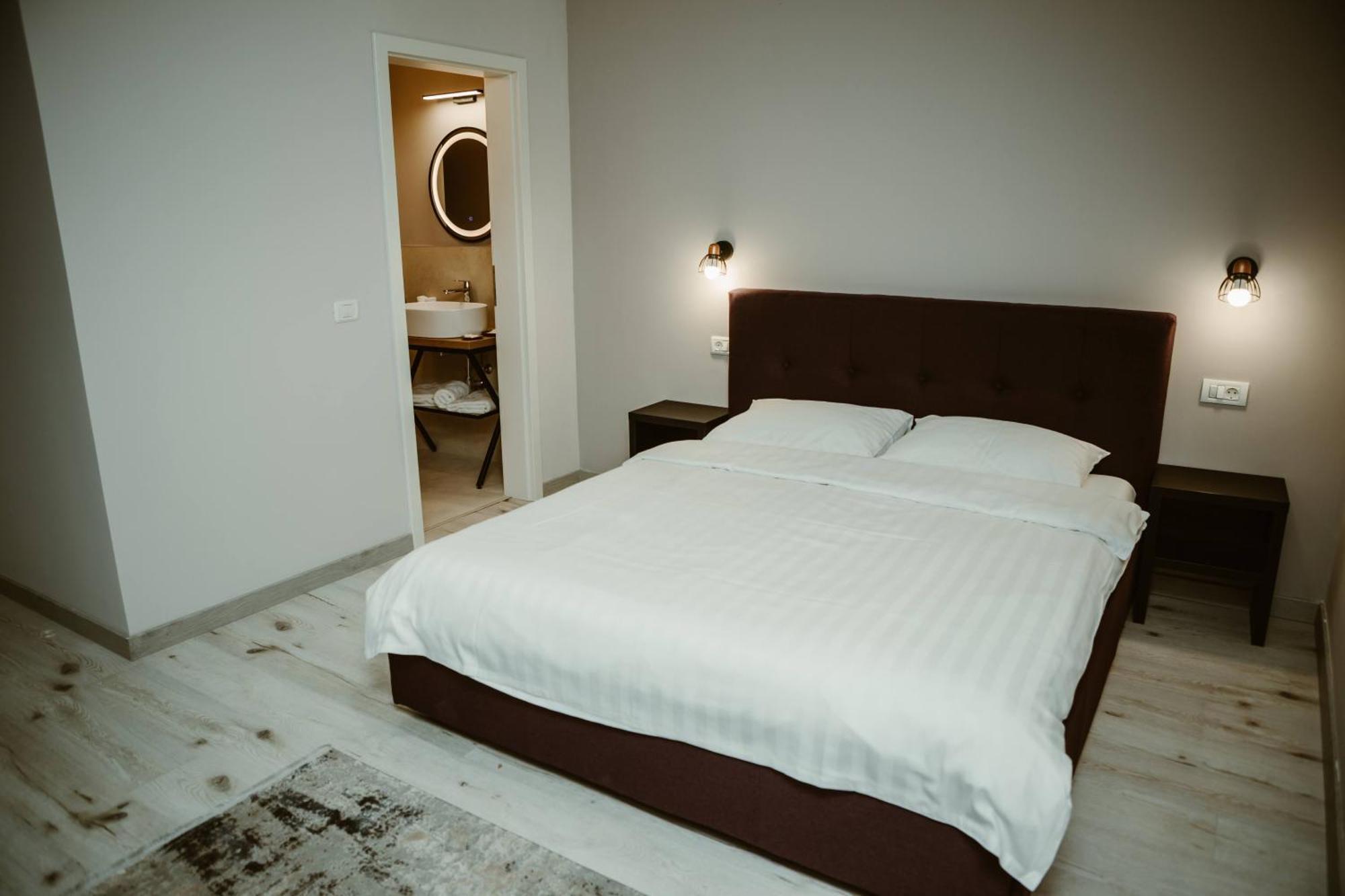 Arini White House Sibiu Exterior foto
